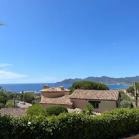 Charming Villa-Appartement With A View On The Sea Of 95 M2 Cannes Exterior photo